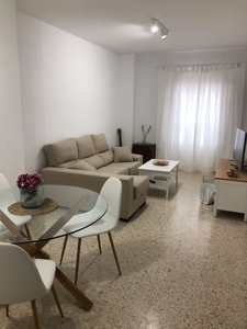 Habitaciones en C/ marqués de cádiz, Cádiz Capital por 375€ al mes