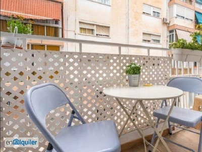 Piso de 2 dormitorios en alquiler en Málaga