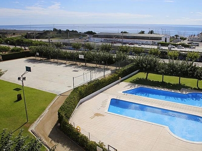 AT058 Les Dunes: Apartment with a large community area that includes a garden and 2 swimming pools.