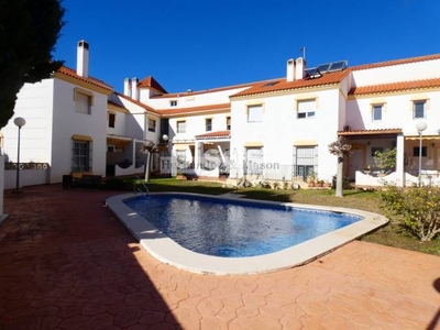 Casa adosada en venta en Montemar Alto