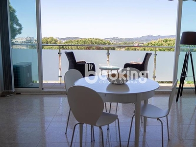 Penthouse with sea views, 10 minutes from Cala Rovira. In a quiet area. (polishing).