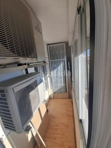 Piso con 3 habitaciones con ascensor, calefacción y aire acondicionado en Leganés