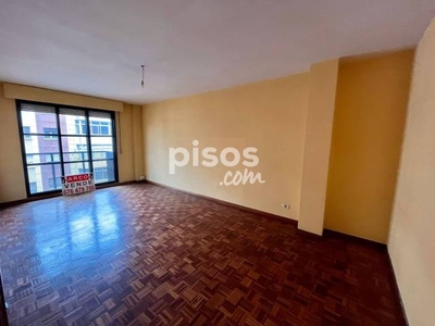 Piso en venta en Paseo de los Pisones