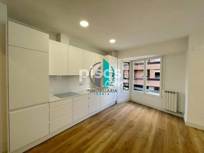 Apartamento en alquiler en Calle Gran VIA Juan Carlos I