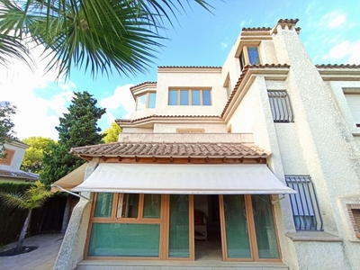 Casa-Chalet en Venta en Benidorm Alicante