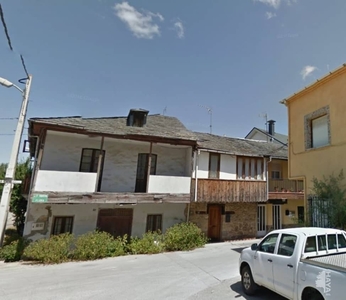 Casa de pueblo en venta en Travesía Flora, 24411, Ponferrada (León)