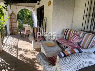 Chalet en alquiler en Calle Lindasol, nº 22