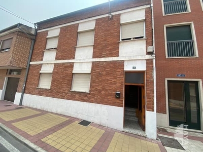 Piso en venta en Calle Mariemma, B, 47420, Iscar (Valladolid)