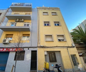 Piso en venta en Calle Mila I Fontanals, Sotano, 08922, Santa Coloma De Gramenet (Barcelona)