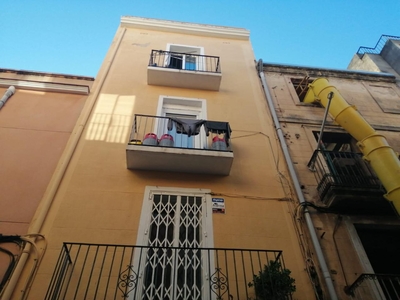 Piso en venta enc. sant jaume, 40,reus,tarragona