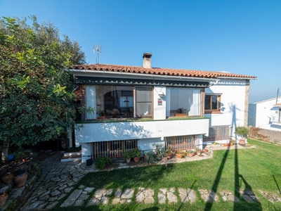 Casa-Chalet en Venta en Pineda De Mar Barcelona