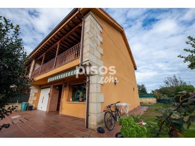 Casa en venta en Calle Barrio Casar en Escobedo por 299.000 €