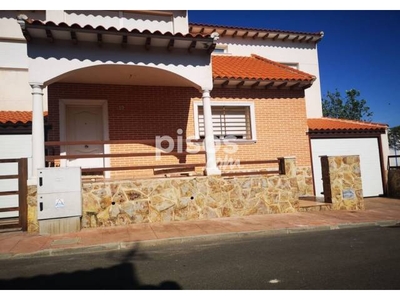 Casa en venta en Calle Siroco, 19 en Escalonilla por 85.000 €