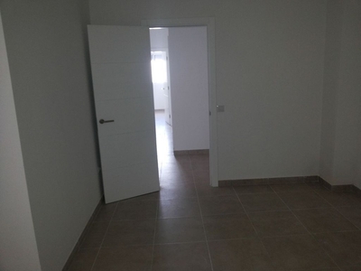 Piso en alquiler en Arenales - Lugo - Avenida Marítima de 2 habitaciones con garaje y ascensor