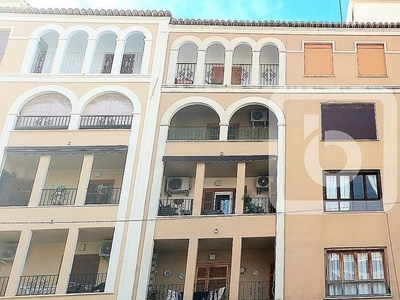 Piso en venta en Casco Urbano de 3 habitaciones con terraza y ascensor