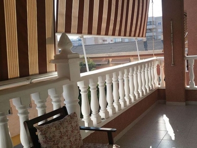 Piso en venta en Sidi Ifni - Nou Alacant de 3 habitaciones con balcón y ascensor