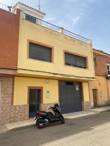 Venta Casa unifamiliar en guadarrama Badajoz. Con terraza 210 m²