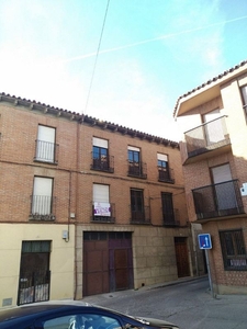 Venta de piso en calle Domine de 3 habitaciones con balcón y calefacción