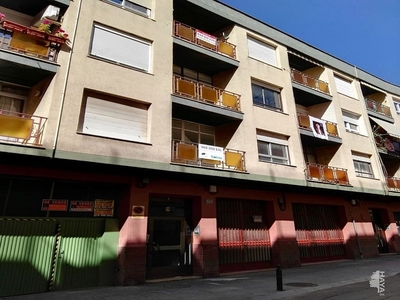 Venta de piso en Villena de 4 habitaciones con terraza