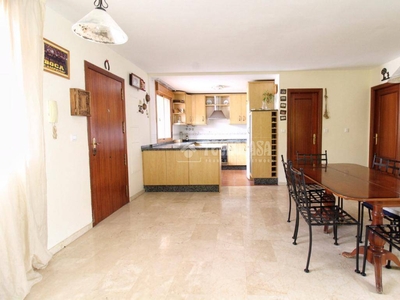 Venta Piso Ogíjares. Piso de dos habitaciones Plaza de aparcamiento