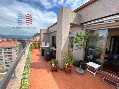 Alquiler de ático en Centro - Ourense de 2 habitaciones con terraza y garaje