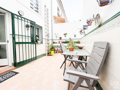 Casa 4 habitaciones de 180 m² en Málaga (29190)