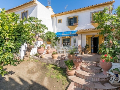 Casa en venta en San Pedro de Alcantara, Marbella, Málaga