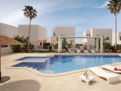 Chalet en venta en Los Almendros-La Florida, Orihuela