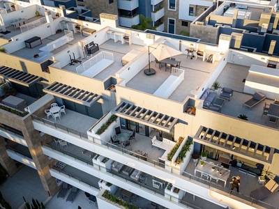 Venta de piso en calle Pablo Picasso de 2 habitaciones con terraza y piscina