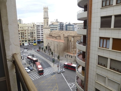 Venta de piso en Sant Francesc de 4 habitaciones con terraza y balcón