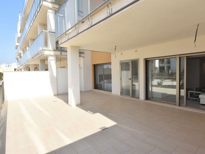 Apartamento en venta en Villamartin, Orihuela, Alicante