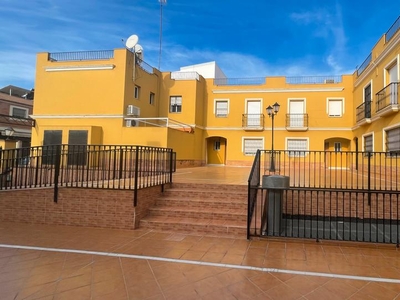 Casa adosada de alquiler en Calle Compositor Manuel García, 4, La Paz