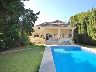 Casa en venta en Linda Vista-Nueva Alcántara-Cortijo Blanco, Marbella