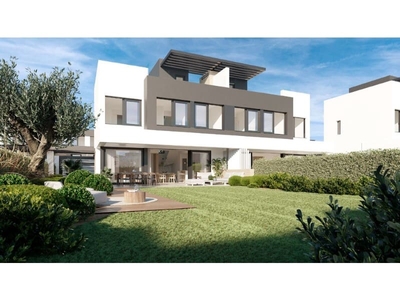 Chalet en venta en Nueva Atalaya, Estepona, Málaga