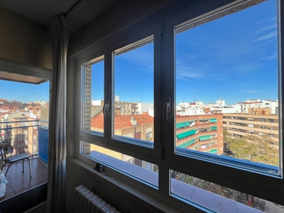 Venta de piso con terraza en San José (Zaragoza), Miguel Servet