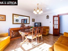 Venta Casa unifamiliar Alcalá de Guadaíra. Con terraza 236 m²