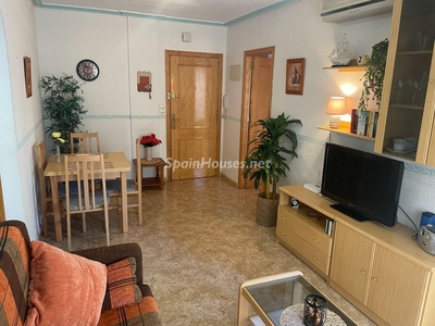 Apartment to rent in Playa de los Naúfragos, Torrevieja -