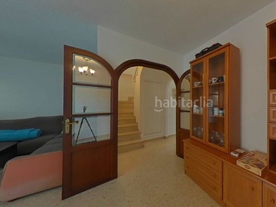 Casa adosada en carlota alessandri 270 adosado en venta con 4 dormitorios y espectaculares vistas panorámicas al mar en Torremolinos