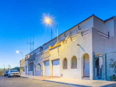 Chalet adosado en venta, El Alquián, Almería