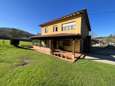 Chalet en Alfoz de Lloredo