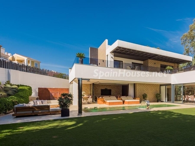 Villa independiente en venta en Villacana-Costalita-Saladillo, Estepona