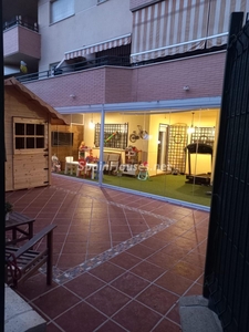 Apartamento bajo en venta en Torremolinos