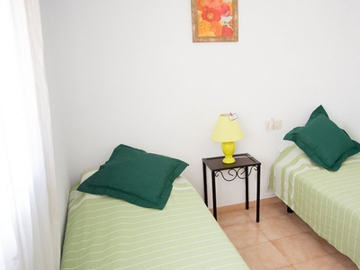 Habitación en piso compartido en Alicante