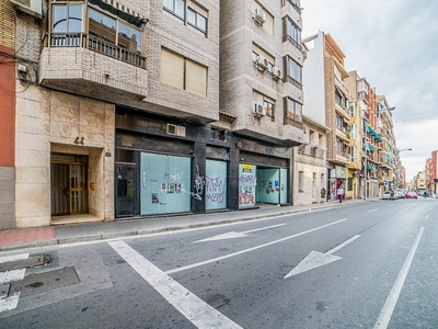 Local en venta en Alicante de 108 m²