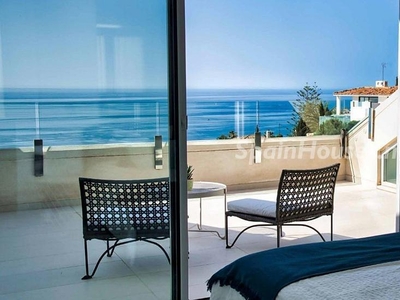 Penthouse apartment for sale in Benalmádena