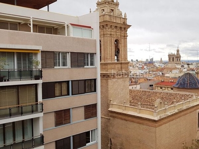 Piso con 6 habitaciones con ascensor en Sant Francesc Valencia