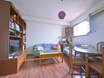 Piso en alquiler en Centro - Cáceres de 2 habitaciones con balcón y aire acondicionado