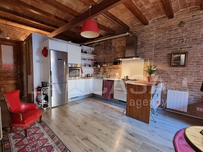 Piso con 2 habitaciones en Poble Sec Barcelona