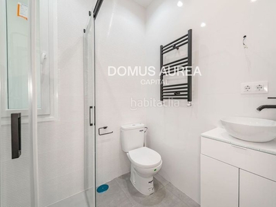 Piso en venta , con 69 m2, 2 habitaciones y 2 baños, ascensor y aire acondicionado. en Madrid