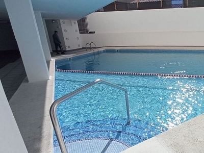 Venta de ático en Campoamor de 3 habitaciones con terraza y piscina